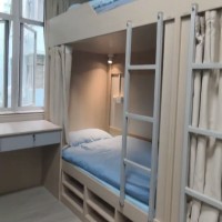 加连威老道65号307"豪华四人间"