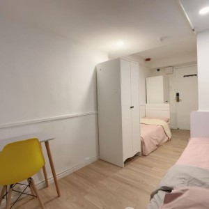 佐敦-青年公寓812-双床双人间独卫带洗衣机，佐敦站步行2分，理工8分钟巴士+步行即可到校，都会23分