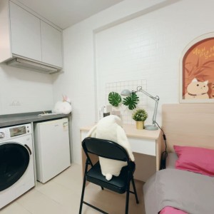 柯士甸大厦-B房studio -理工只要步行400米，只要400米！近佐敦站步行可达，都会20分钟可到。有窗带家电独卫套间空间大