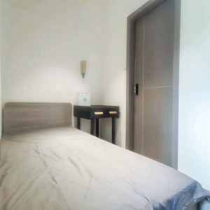 大围-金狮花园(女)----步行600m到公交站，乘坐公交3站即到；全程25'左右 或者地铁1站直达