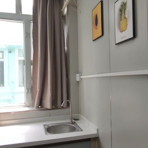 尖沙咀69号双人间1楼-独卫带窗理工步行5分，尖沙咀地铁站步行5分，理工学子绝佳之选