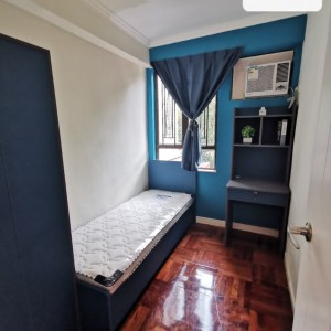 九龙又一居女生六人套间(6/9/2/21座)-城大步行9分，浸会巴士2站15分通勤，步行25分钟，学校旁的家