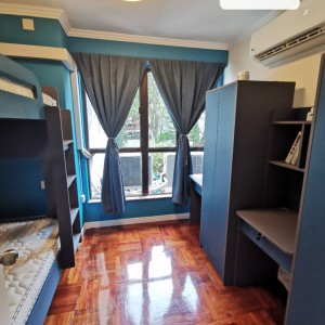 九龙又一居女生六人套间(6/9/2/21座)-城大步行9分，浸会巴士2站15分通勤，步行25分钟，学校旁的家