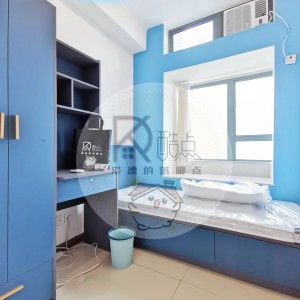 蔚蓝湾畔豪华小区五室两卫七人套间（2座、7座）-港科大巴士14分直达，出门即坑口地铁站交通方便，周边商圈林立