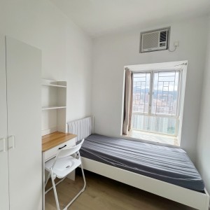 西贡东港城男生五人间（7座）-科技大学巴士20分钟直达，楼下就是地标商场