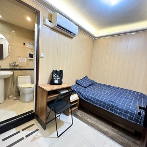 旺角四海大楼1楼十一人公寓独卫单间-城大浸会地铁三站通勤14分，理工巴士10分可达，都会步行1.2公里