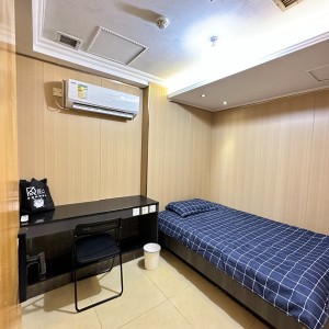 旺角四海大楼1楼十一人公寓独卫单间-城大浸会地铁三站通勤14分，理工巴士10分可达，都会步行1.2公里