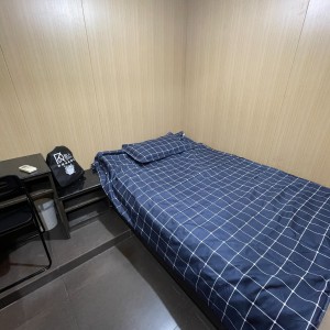 太子通菜街201号1楼，9人公寓男女都可-步行3分即达太子站，巴士11分到理工浸会，城大地铁两站10分即达