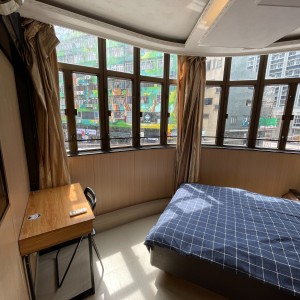 太子站附近东乐大楼公寓-独卫单间带电梯洗衣房，距理工浸会均巴士10分钟，城大地铁两站，都会巴士直达