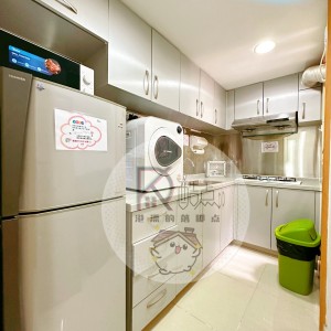 港岛中西区坚城中心男生6人住宅-地铁1站12分直达港大，步行只要1公里18分