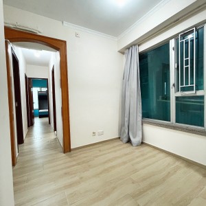 屯门叠茵庭4座7楼女生5人套房单人间-岭南大学对面，没有比这更近的房子了