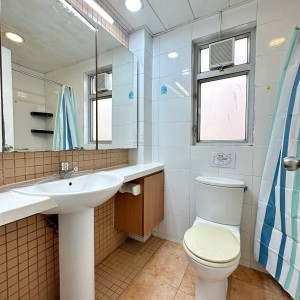 屯门叠茵庭5座24楼男生5人套房双人间HD-出门就是岭南大学，0通勤生活更惬意