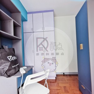 大埔新达广场3座男生四人四室套间-教育大学巴士15分钟可达，中文大学地铁直达通勤25分，出门即大埔墟地铁站，周边商圈丰富生活便利