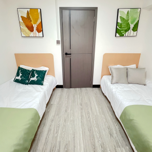 K302太子道西男生公寓三楼带客厅-楼下巴士🚌七分钟到校-七分钟到城大，4站17分钟到浸会