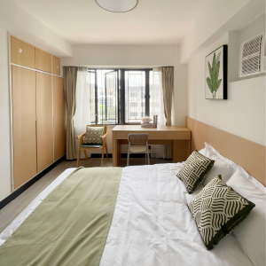 K302太子道西女生公寓-十一楼带客厅A室-楼下巴士🚌七分钟到城大，4站17分钟到浸会