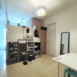 大围名城1-5-40豪华小区女生三室套间-地铁1站4分到九龙塘，下地铁后步行即可到校，全程20分钟内