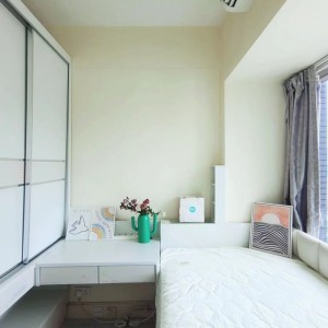 大围名城2-1-49女生五室套间-城大浸会地铁1站4分到九龙塘，下地铁后步行即可到校，全程20分钟内