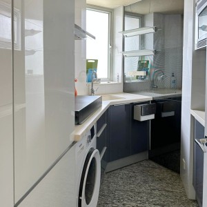 大围名城2-1-49女生五室套间-城大浸会地铁1站4分到九龙塘，下地铁后步行即可到校，全程20分钟内