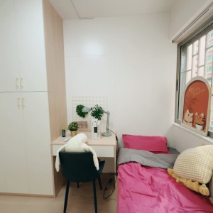 西营盘-景萃园D座2楼F房男生单间带书桌超大衣柜港大步行可达有电梯