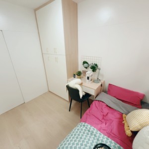 西营盘-景萃园D座2楼F房男生单间带书桌超大衣柜港大步行可达有电梯