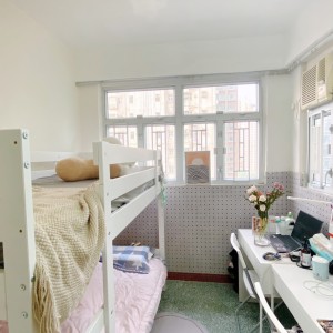 九龙--何文田机利士大厦(女)----独栋洋楼带电梯 (女）