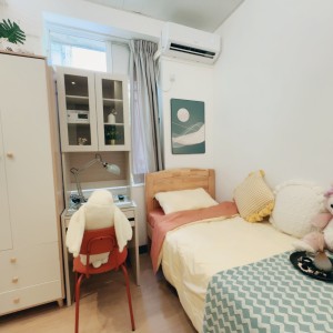 何文田22号studioE-理工步行1.5公里港铁1站巴士15分，都会纯步行900米即达