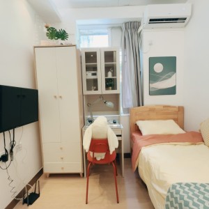 何文田22号studioE-理工步行1.5公里港铁1站巴士15分，都会纯步行900米即达