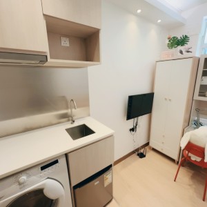 何文田22号studioE-理工步行1.5公里港铁1站巴士15分，都会纯步行900米即达