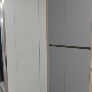 中环街市旁铁行里独栋学生公寓单人间1A-港铁三站直达港大，加步行15分钟内到，紧邻商圈上班族也适合