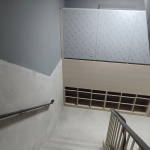 中环街市旁铁行里独栋学生公寓单人间1A-港铁三站直达港大，加步行15分钟内到，紧邻商圈上班族也适合