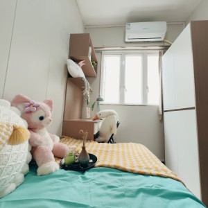 港岛金钟秀华坊港大studio单人B大窗户房-超全配套带食堂，三分钟到金钟，港大全程18分钟理工全程20多分钟，交通超便利