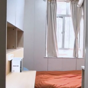 尖沙咀65号512A带窗独卫单间-理工步行五分，尖沙咀地铁站步行6分，都会大学巴士通勤15分