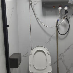 中环街市旁铁行里独栋学生公寓单人间3B房-港铁三站直达港大，加步行15分钟内到，紧邻商圈上班族也适合