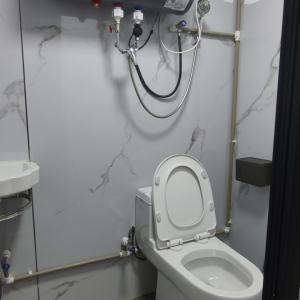 中环街市旁铁行里独栋学生公寓单人间5B房-港铁三站直达港大，加步行15分钟内到，紧邻商圈上班族也适合