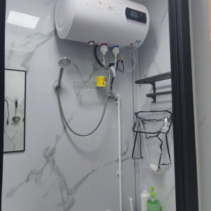 尖沙咀65号超值四人间202家电齐全有独卫-理工步行五分，尖沙咀地铁站步行6分，都会大学巴士通勤15分