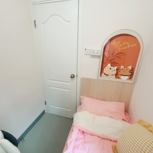 西营盘-景萃园D座2楼D房超值男生单间港大步行带电梯