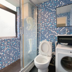 佐敦-青年公寓809-上下铺双人间独卫带洗衣机，佐敦站步行2分，理工8分钟巴士+步行即可到校，都会23分