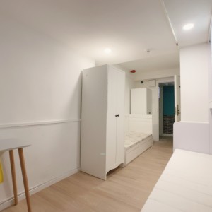 佐敦-青年公寓812-双床双人间独卫带洗衣机，佐敦站步行2分，理工8分钟巴士+步行即可到校，都会23分