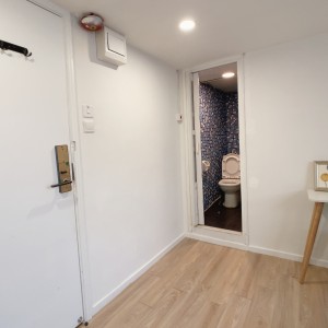 佐敦-青年公寓813-超大双人床单间独卫带洗衣机，佐敦站步行2分，理工8分钟巴士+步行即可到校，都会23分