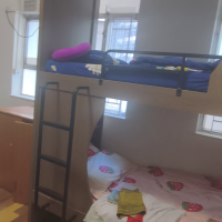 尖沙咀63号四人间2号房-近地铁超值床位可短租独卫带家电