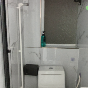 尖沙咀服务式公寓65号必抢两房独卫单间113AB -理工步行五分，尖沙咀地铁站步行6分，都会大学巴士通勤15分