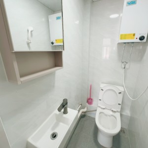 旺角-青年公寓RF区B2B-独卫单间有窗近地铁空间超大