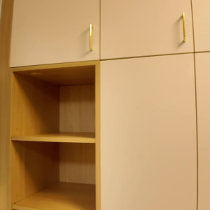 柯士甸大厦-C房studio-理工只要步行400米，只要400米！近佐敦站步行可达，都会20分钟可到。有窗带家电独卫套间空间大