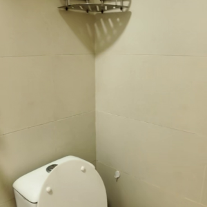 柯士甸大厦-D房 -理工只要步行400米，只要400米！近佐敦站步行可达，都会20分钟可到。有窗带家电独卫套间空间大