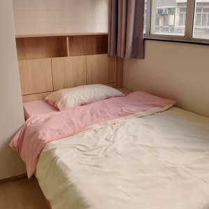 柯士甸大厦-E房studio-理工只要步行400米，只要400米！近佐敦站步行可达，都会20分钟可到。有窗带家电独卫套间空间大