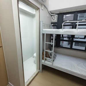 尖沙咀柯士甸道132-134号太极大楼6号房地铁旁步行到理工上床下桌空间超大