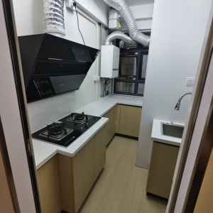 尖沙咀柯士甸道132-134号太极大楼6号房地铁旁步行到理工上床下桌空间超大