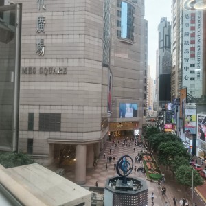 湾仔鵝頸波斯富大厦5D-B-近铜锣湾地铁站，港大20分钟通勤独卫大窗单间地段繁华