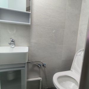 湾仔鵝頸波斯富大厦5D-A-近地铁港大20分钟通勤独卫大窗单间地段繁华