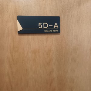 湾仔鵝頸波斯富大厦5D-A-近地铁港大20分钟通勤独卫大窗单间地段繁华